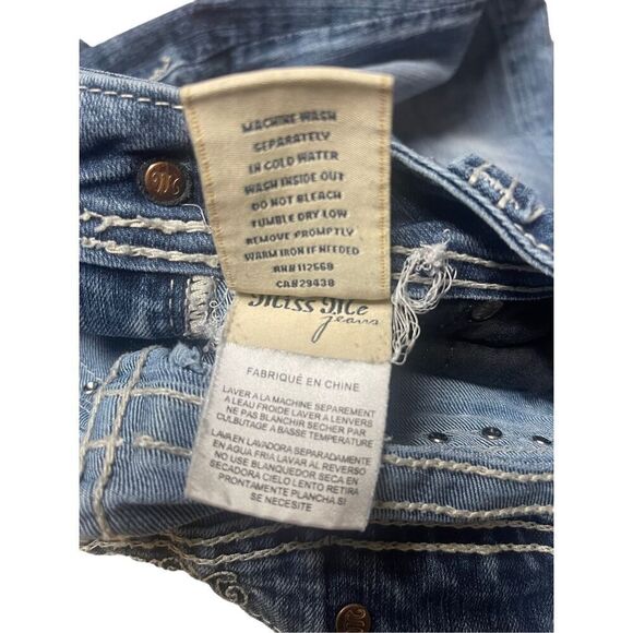 Miss Me Womens Blue Light Wash Embroidered Bootcut Distressed Jeans Size 27 - Picture 7 of 11
